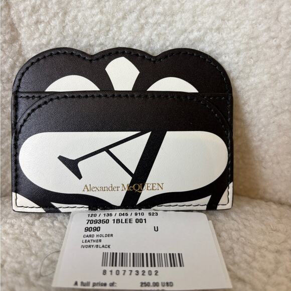 Alexander McQueen Black and White Leather Card Holder - Picture 2 of 5